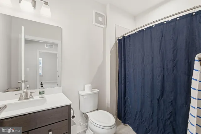 $2,800 | 46294 Mount Milstead Terrace, Unit 305, Sterling, VA 20164