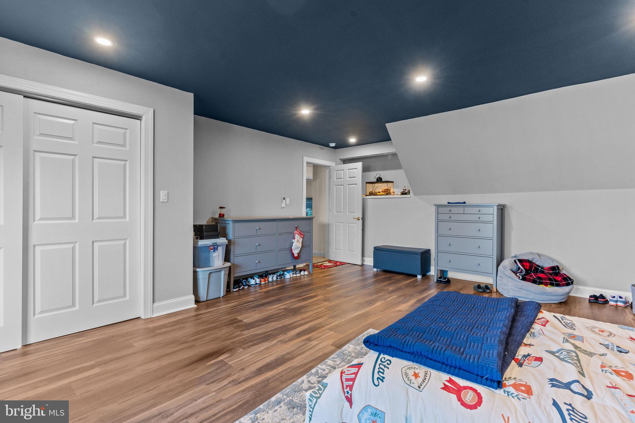 2175 Jefferson Lane Huntingdon Valley, PA 19006 - Photo 48 of 95 Spacious room with modern design elements.