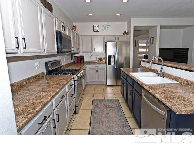 8952 Sorcha Street Reno, NV 89506 - Photo 8 of 38 Photo 8