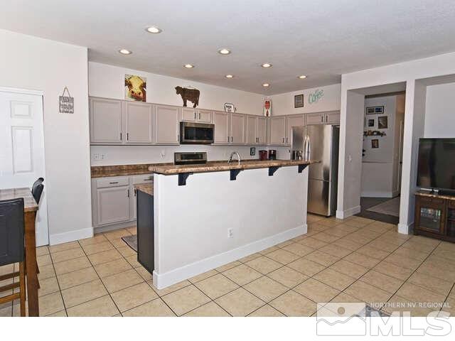 8952 Sorcha Street Reno, NV 89506 - Photo 9 of 38 Photo 9