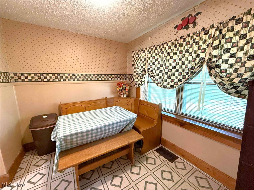 406 Johnson Plank Road Warren, OH 44481 - Photo 5 of 17 Gallery Image 5