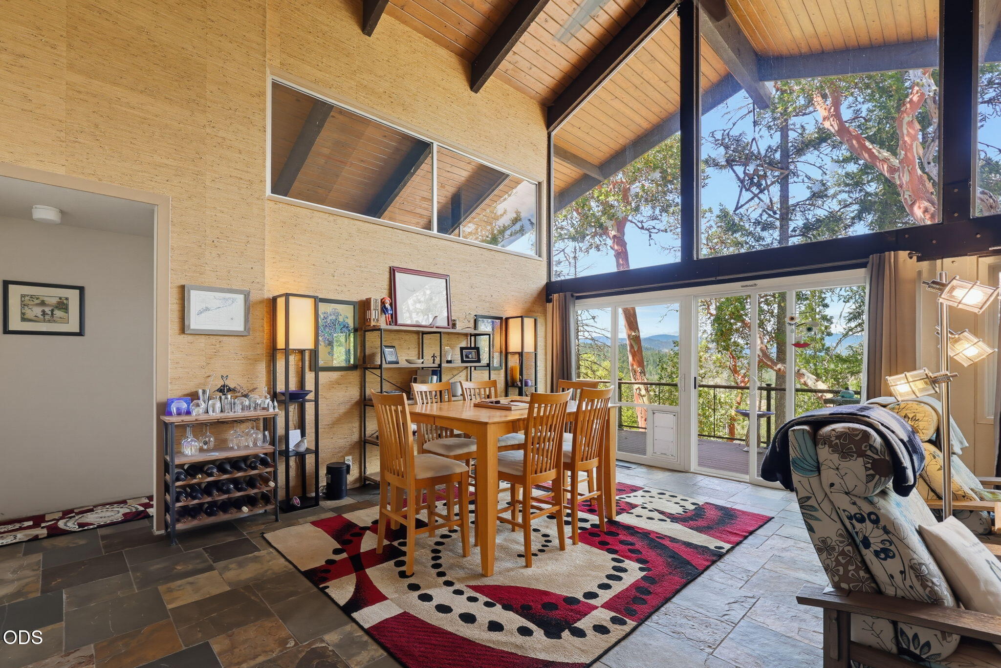 238 Citadel Road Trail, OR 97541 - Photo 8 of 29