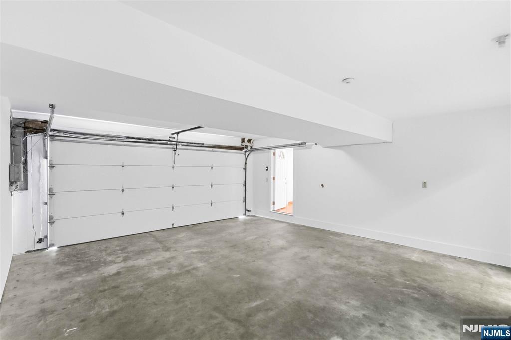 131 Haase Avenue Paramus, NJ 07652 - Photo 35 of 50