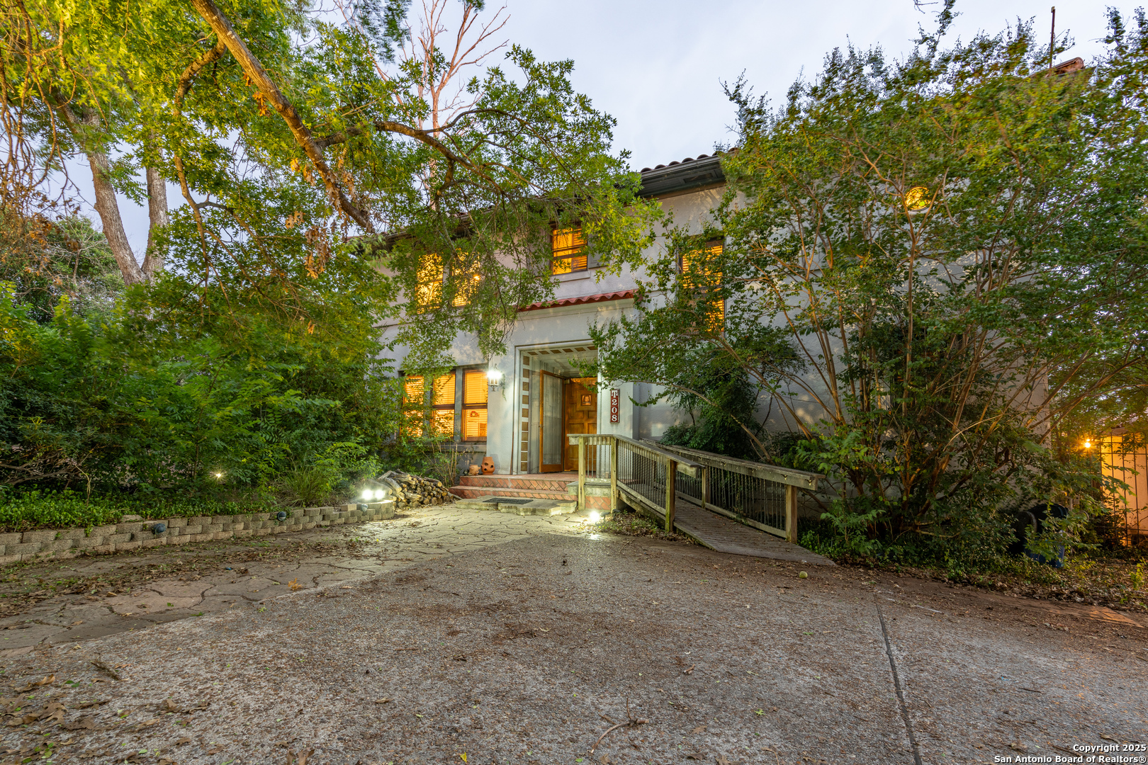 a view of a house with a outdoor space