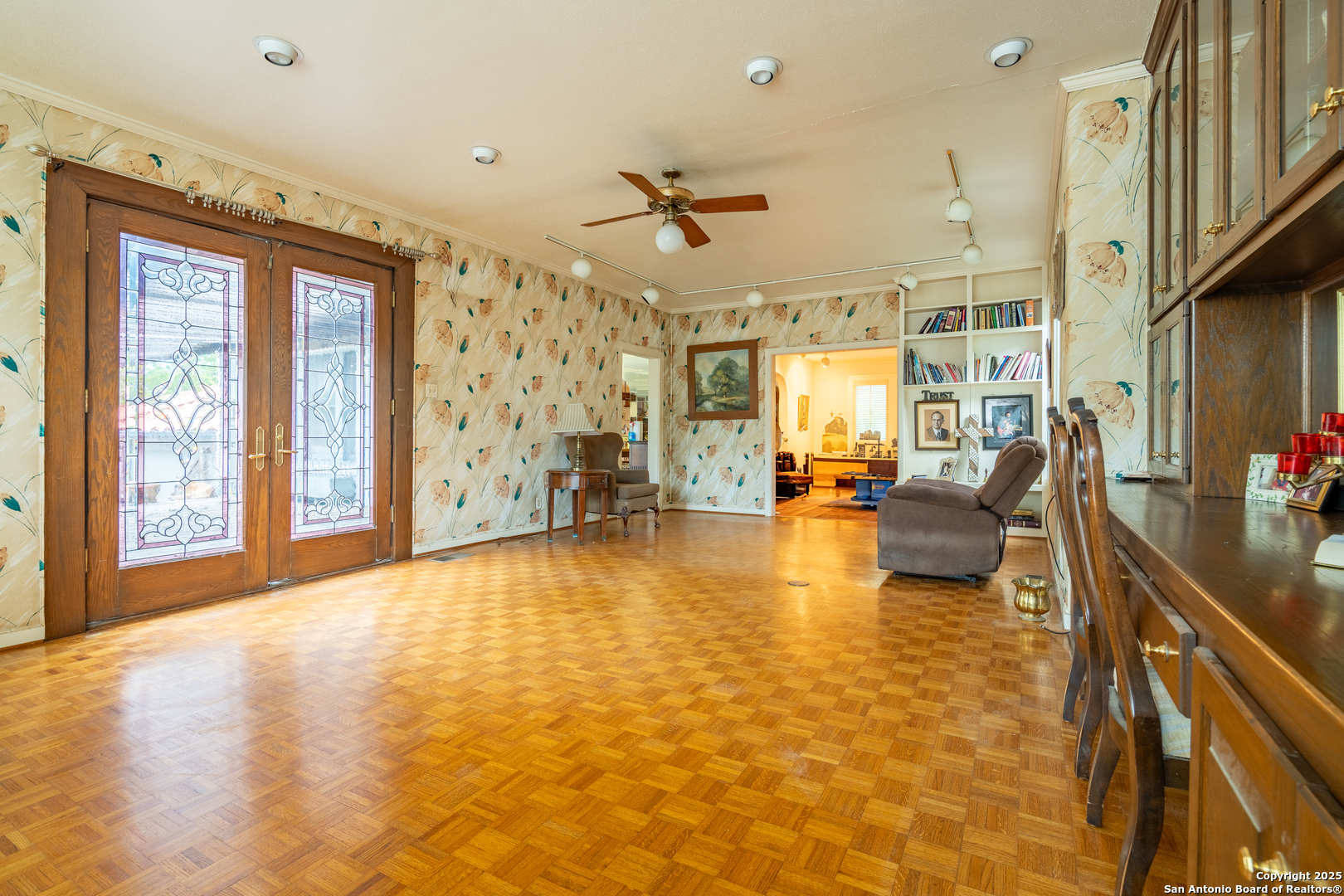 208 Terrell Road Terrell Hills, TX 78209 - Photo 20 of 45