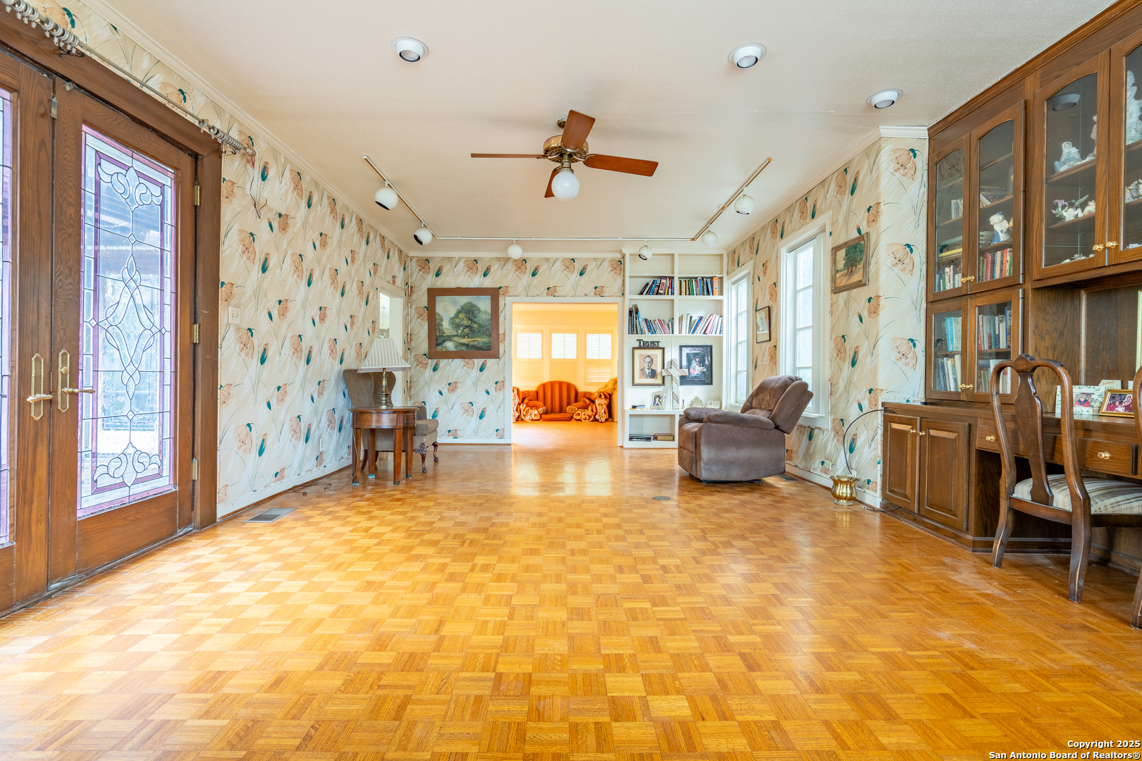 208 Terrell Road Terrell Hills, TX 78209 - Photo 21 of 45