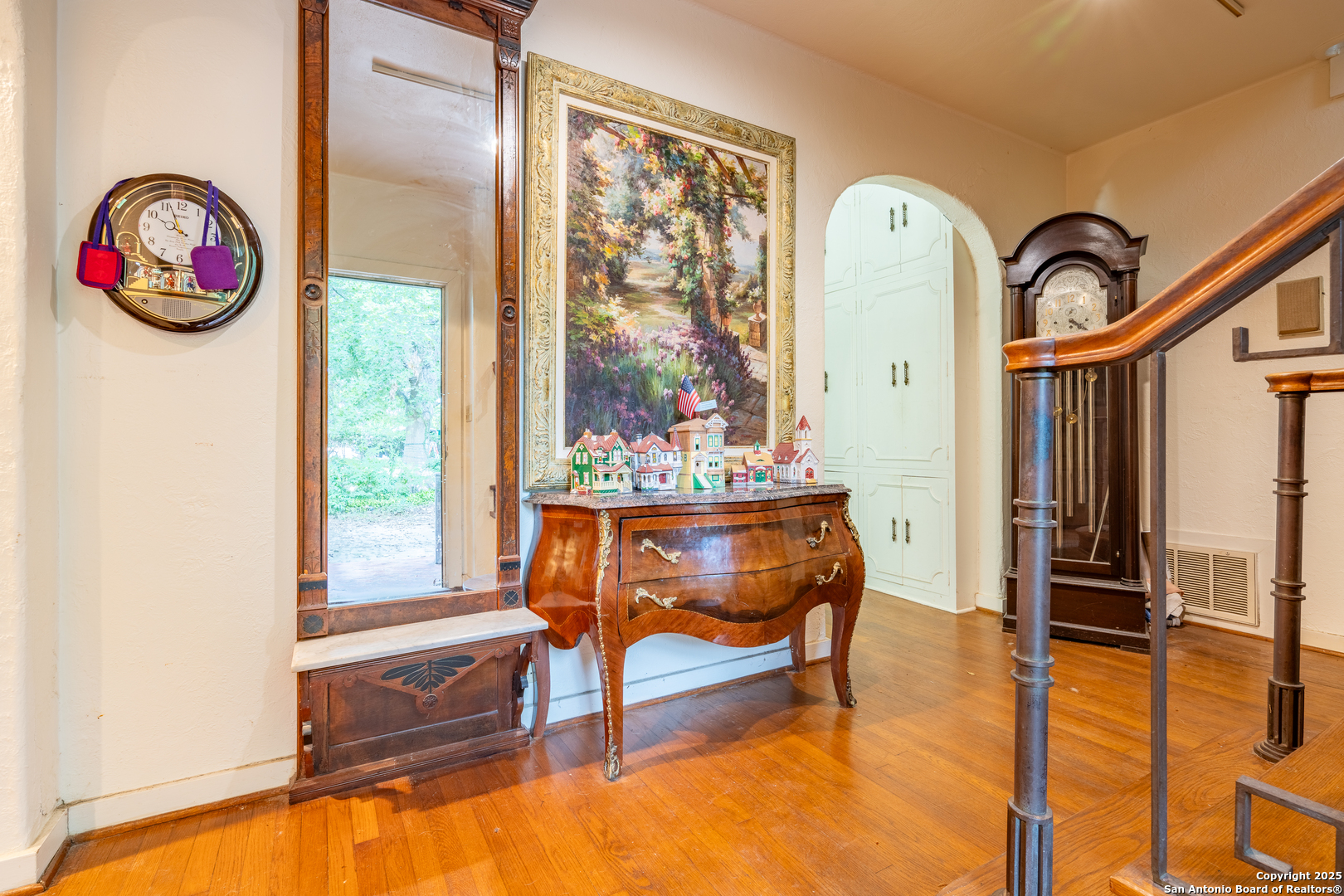 208 Terrell Road Terrell Hills, TX 78209 - Photo 4 of 45