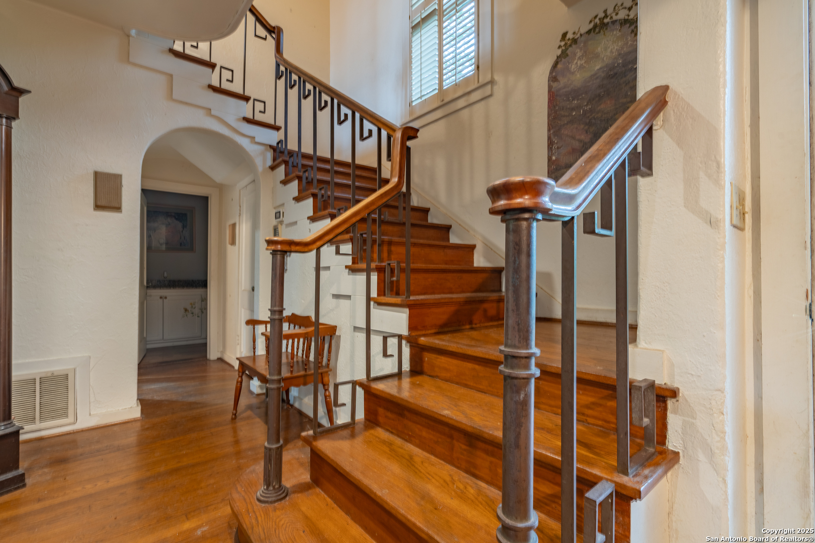 208 Terrell Road Terrell Hills, TX 78209 - Photo 5 of 45