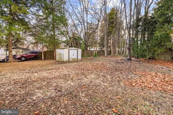 $2,100 | 811 North New Street, Clayton, NJ 08312