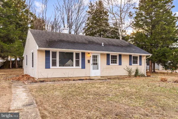 $2,100 | 811 North New Street, Clayton, NJ 08312
