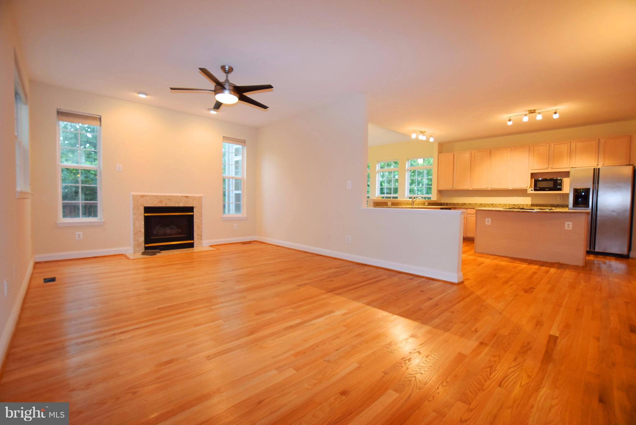 35 Linden Hill Way Southwest Leesburg, VA 20175 - Photo 6 of 26 Family Room
