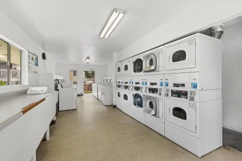 $345,000 | 432 Edgehill Lane, Unit 157, Oceanside, CA 92054