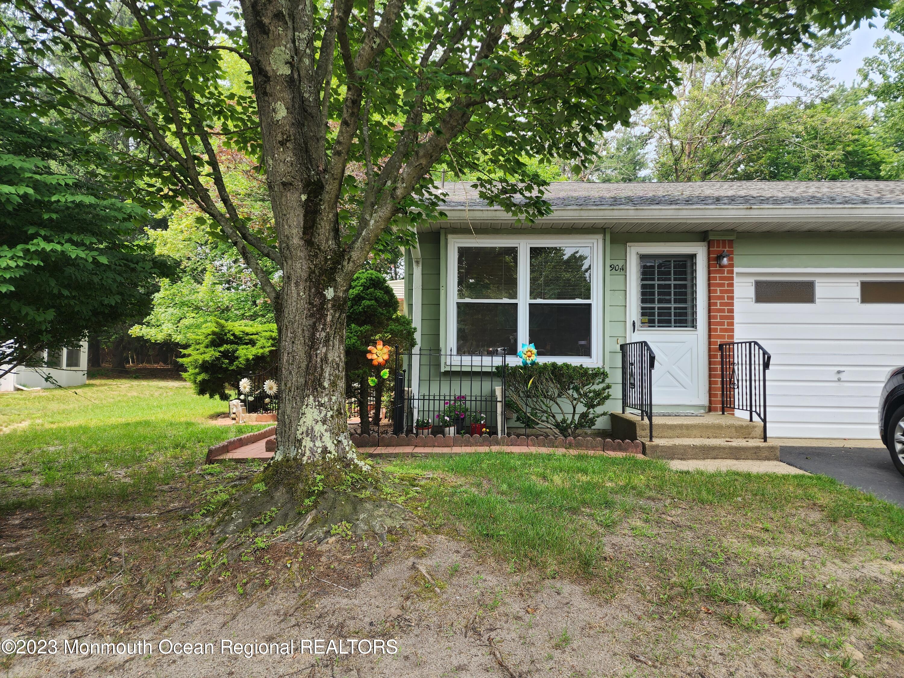 990 Constitution Boulevard, Unit A Whiting, NJ 08759 - Photo 2 of 38 20230630_113902