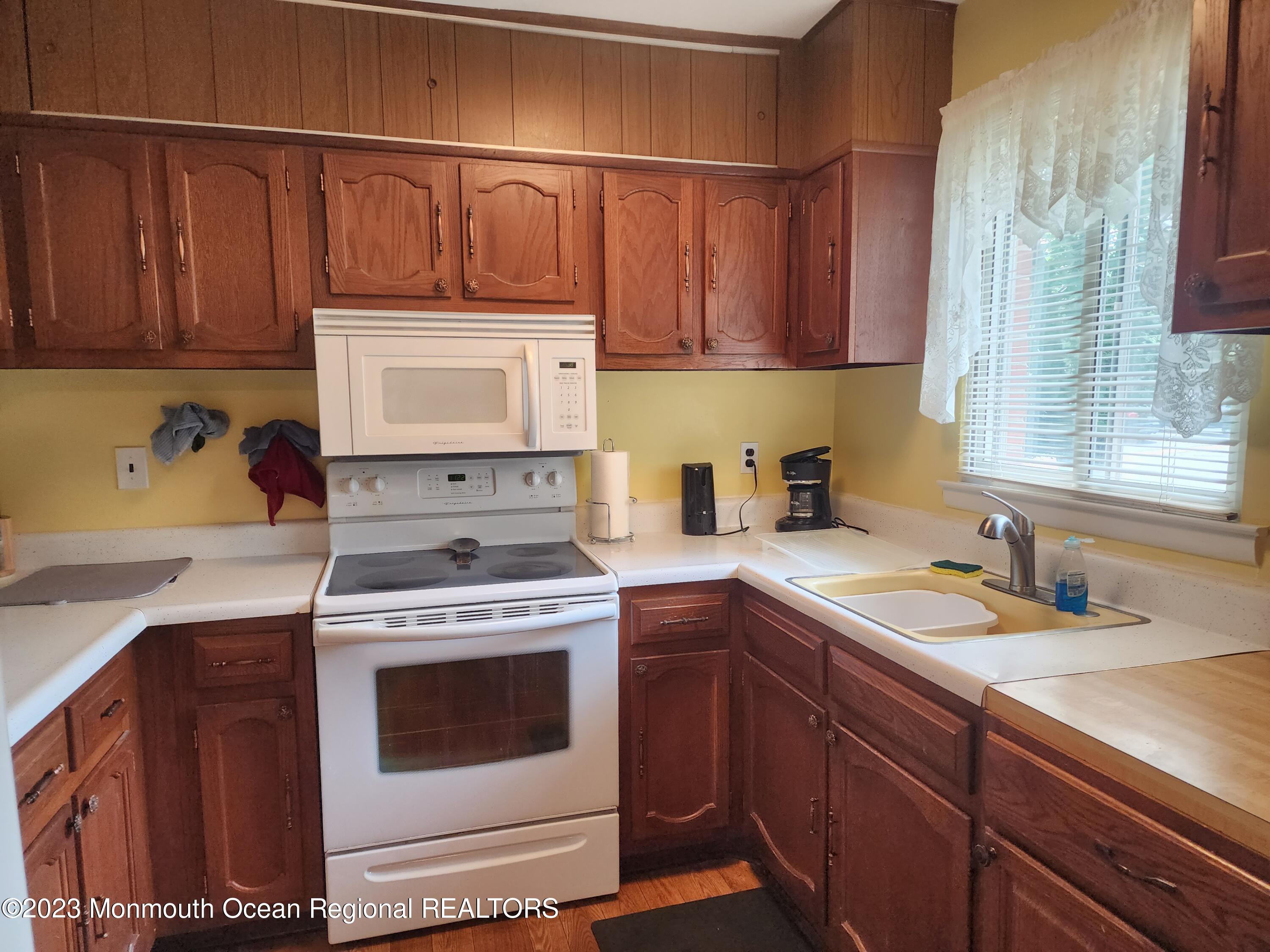 990 Constitution Boulevard, Unit A Whiting, NJ 08759 - Photo 26 of 38 20230630_112654