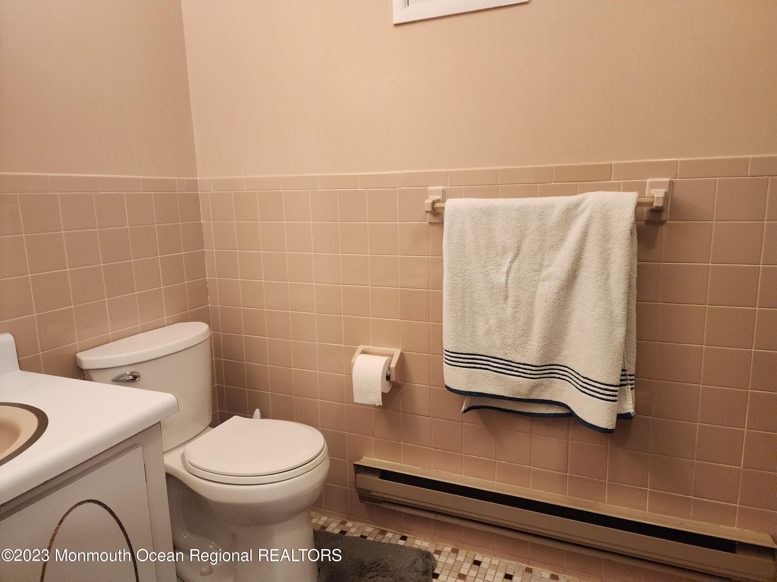 990 Constitution Boulevard, Unit A Whiting, NJ 08759 - Photo 35 of 38 20230630_113016