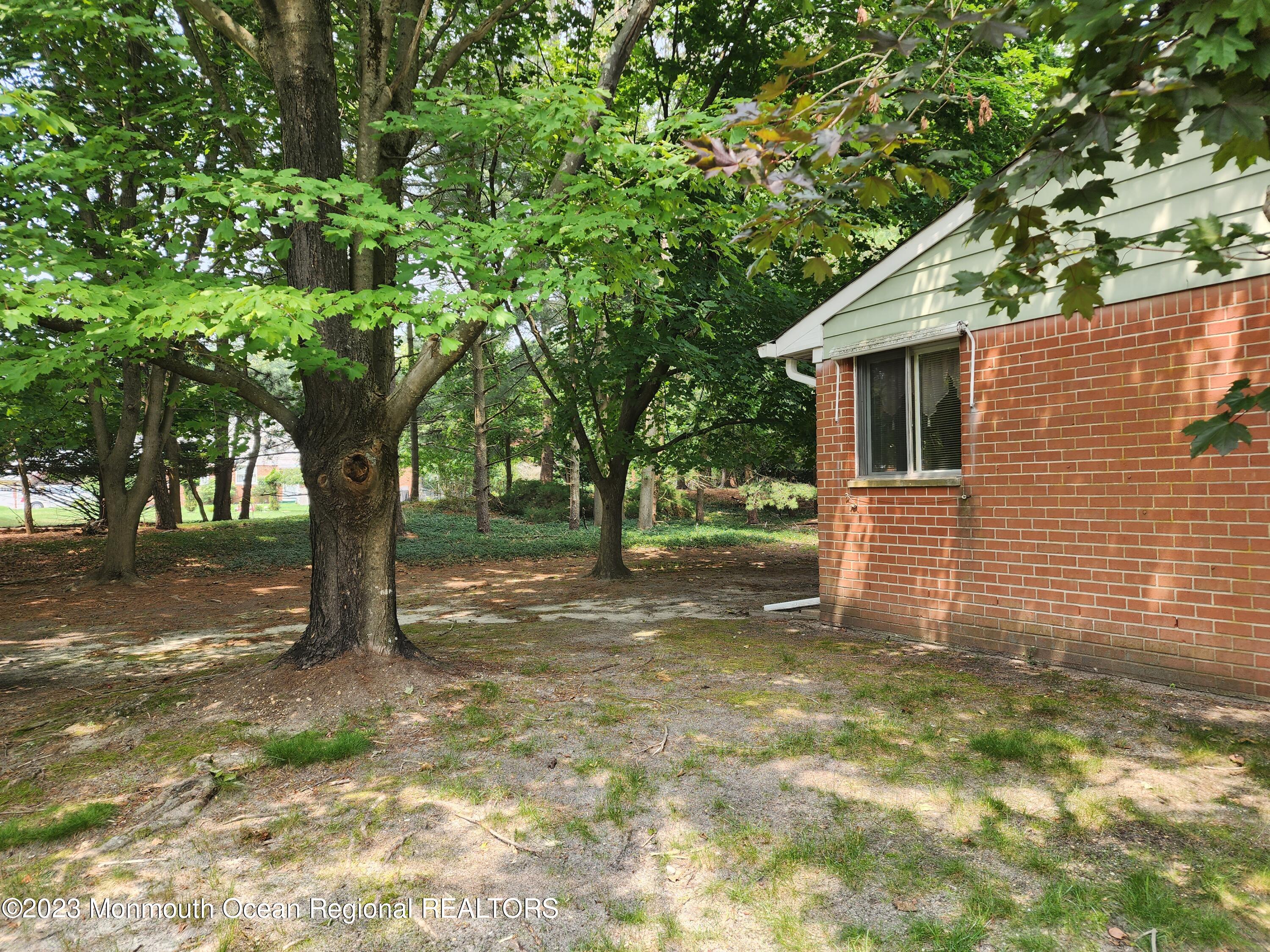 990 Constitution Boulevard, Unit A Whiting, NJ 08759 - Photo 8 of 38 20230630_113945
