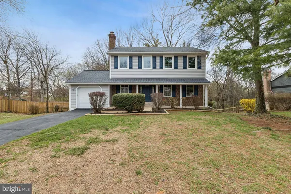 $599,900 | 8928 Rolling Road, Manassas, VA 20110