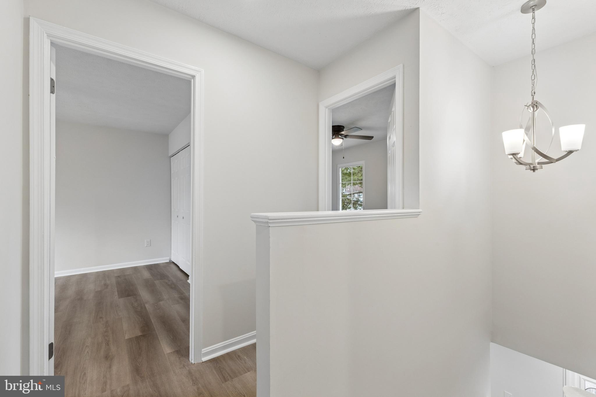 8928 Rolling Road Manassas, VA 20110 - Photo 19 of 33