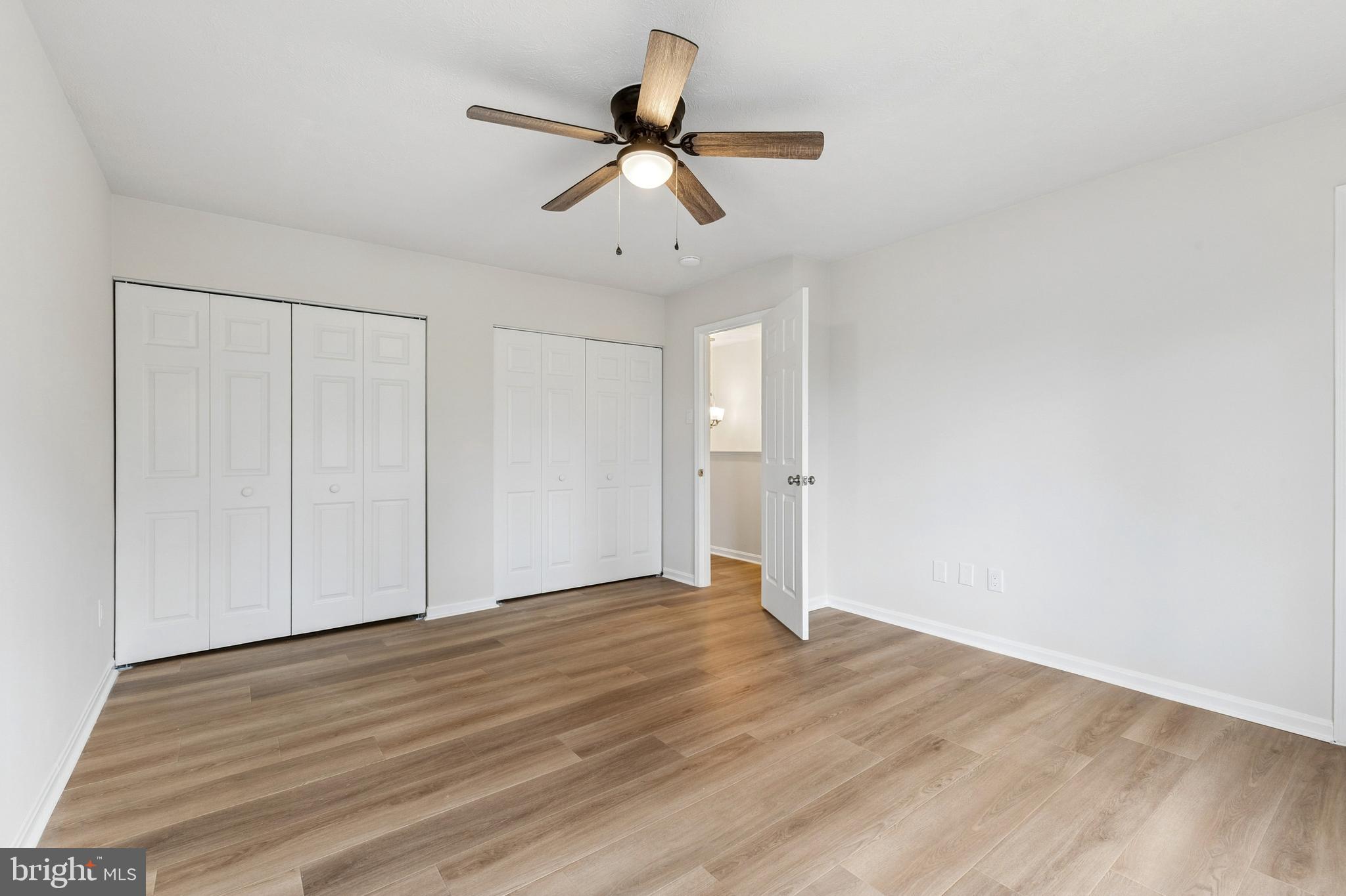 8928 Rolling Road Manassas, VA 20110 - Photo 22 of 33