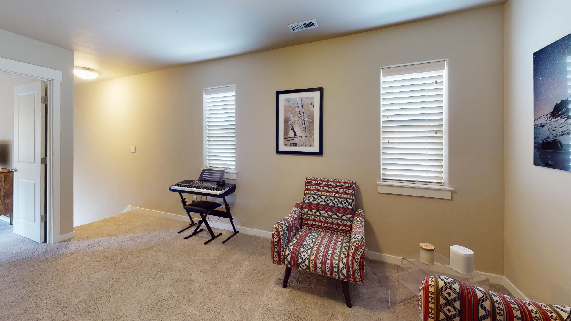 20892 Sotra Loop Bend, OR 97702 - Photo 11 of 26 20892-SE-Sotra-Loop-Bedroom