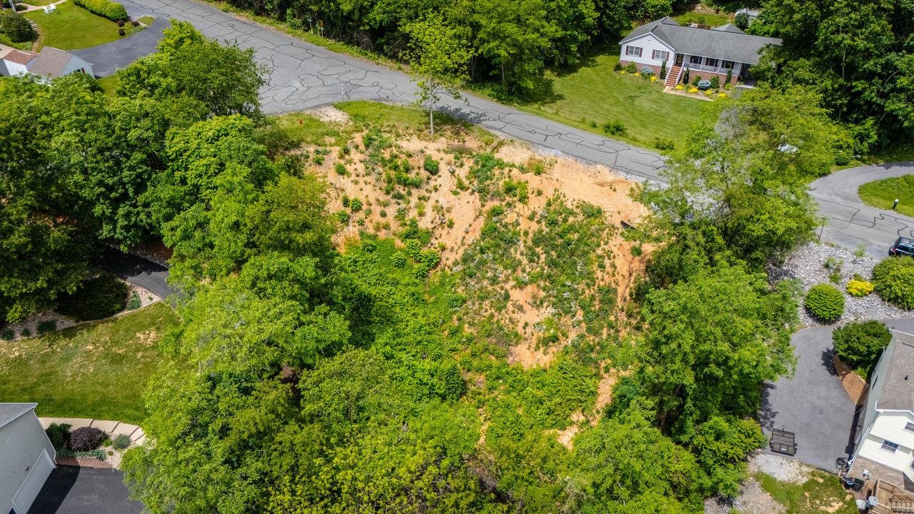 Valley View Dr Mount Mount Sidney, VA 24467 - Photo 15 of 21 an aerial view of a house with a yard