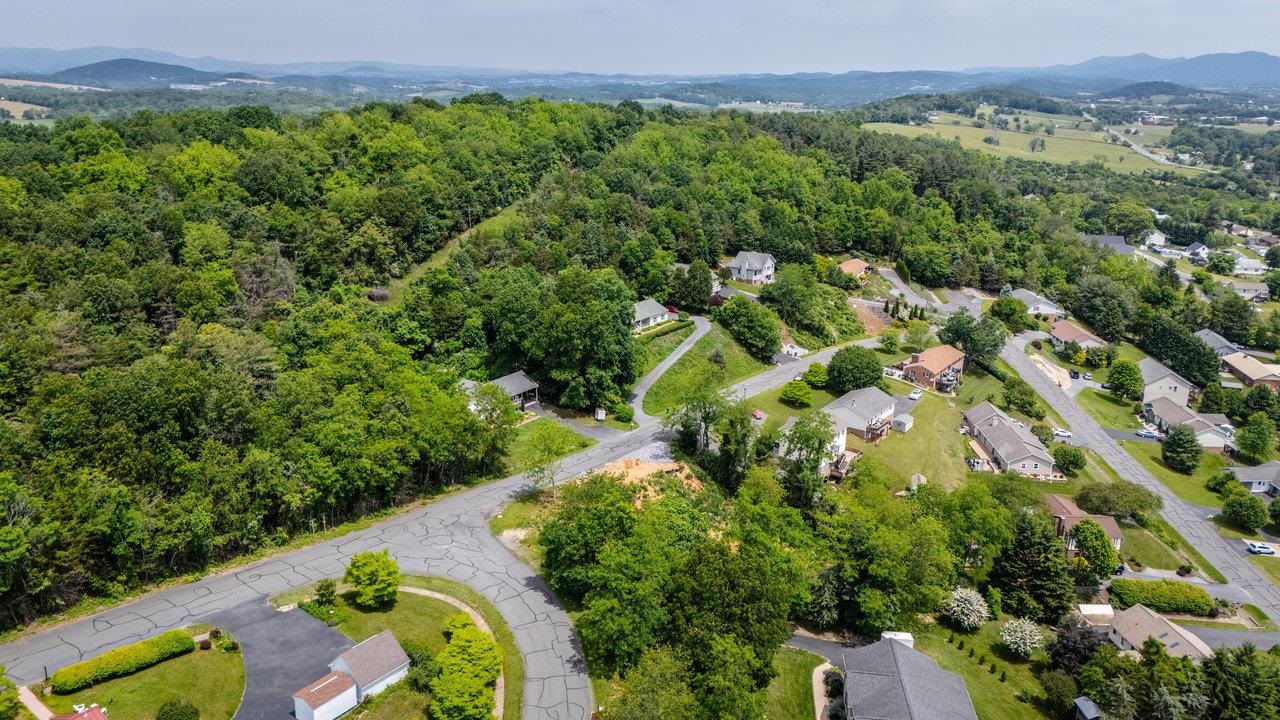 Valley View Dr Mount Mount Sidney, VA 24467 - Photo 20 of 21 an aerial view of a house with a yard