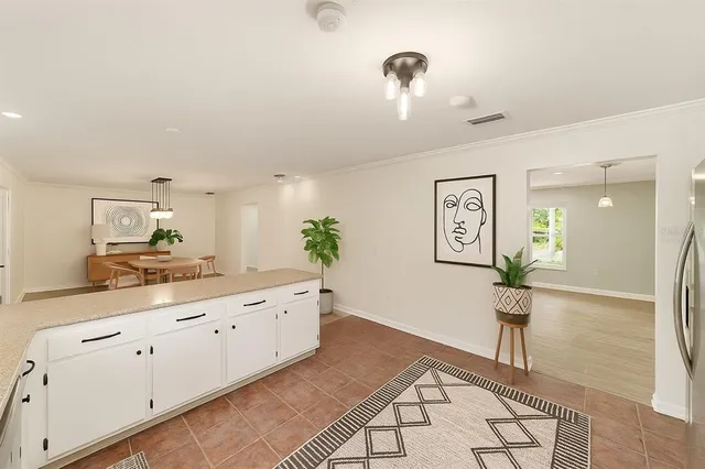 $369,000 | 4805 Southwest 19th Street, Gainesville, FL 32608