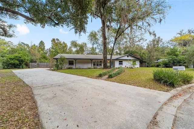 $369,000 | 4805 Southwest 19th Street, Gainesville, FL 32608