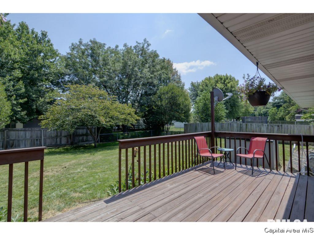 26 Taft Drive Rochester, IL 62563 - Photo 3 of 36