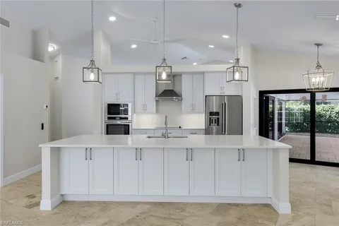$1,800,000 | 235 Silverado Drive, Naples, FL 34119