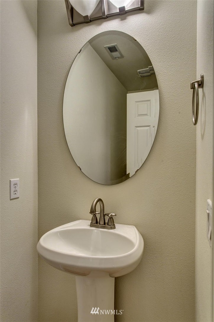 19110 14th Drive Southeast Bothell, WA 98012 - Photo 14 of 22 Gallery Image 14