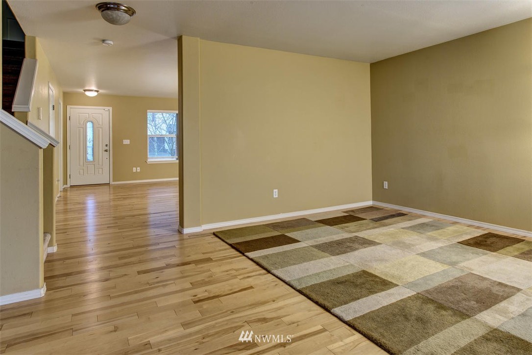19110 14th Drive Southeast Bothell, WA 98012 - Photo 8 of 22 Gallery Image 8