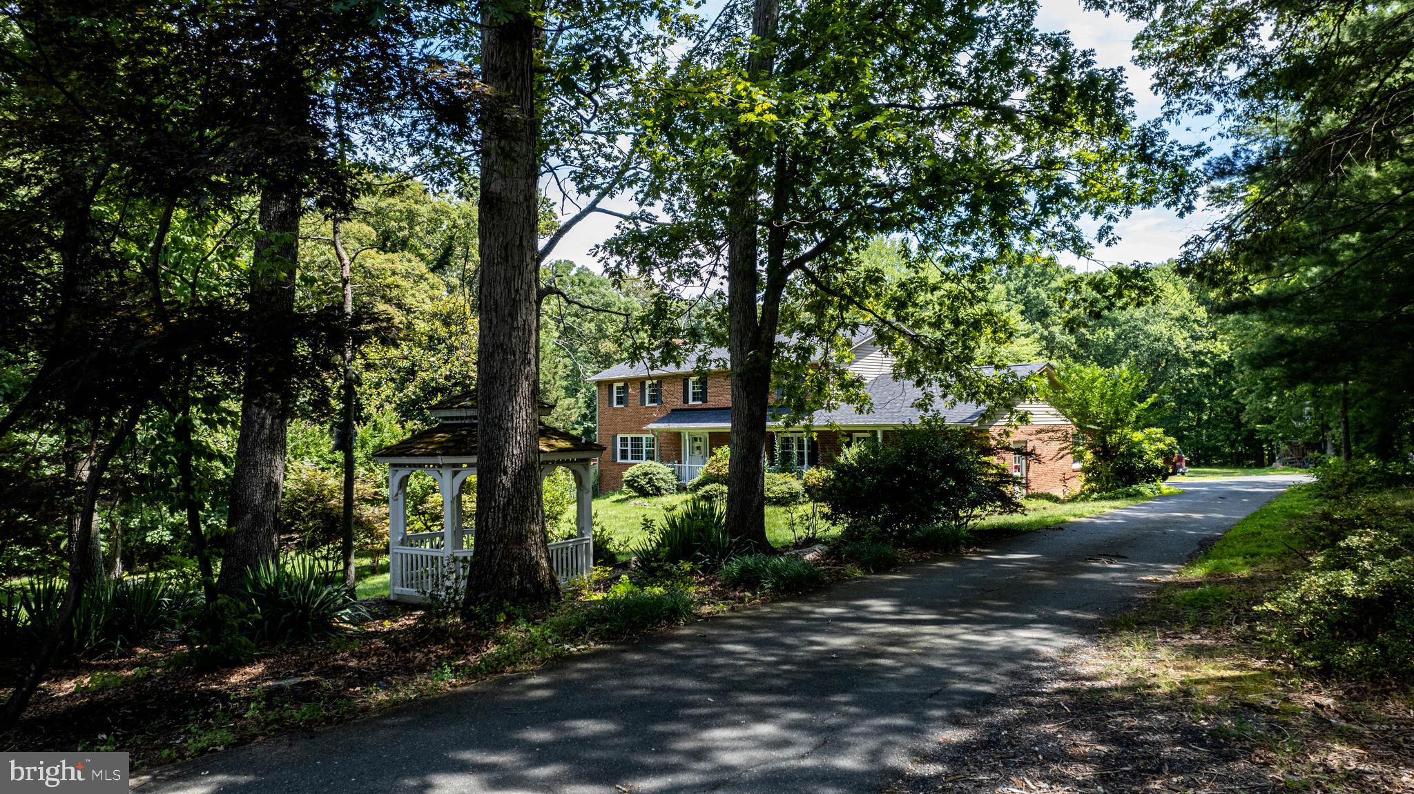 3727 Russell Road Woodbridge, VA 22192 - Photo 39 of 41 Gallery Image 39