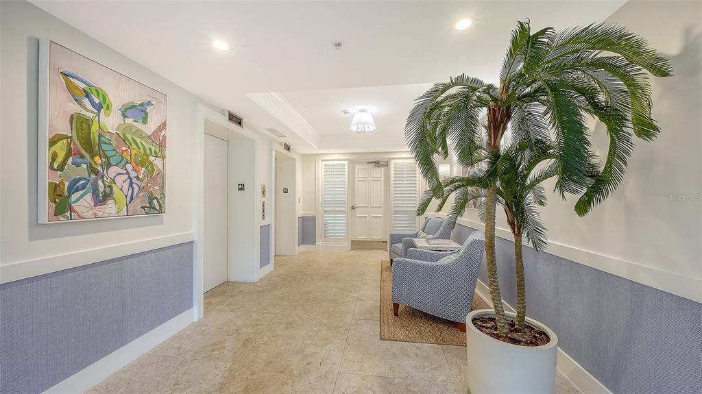 409 North Point Road, Unit 401 Osprey, FL 34229 - Photo 2 of 90