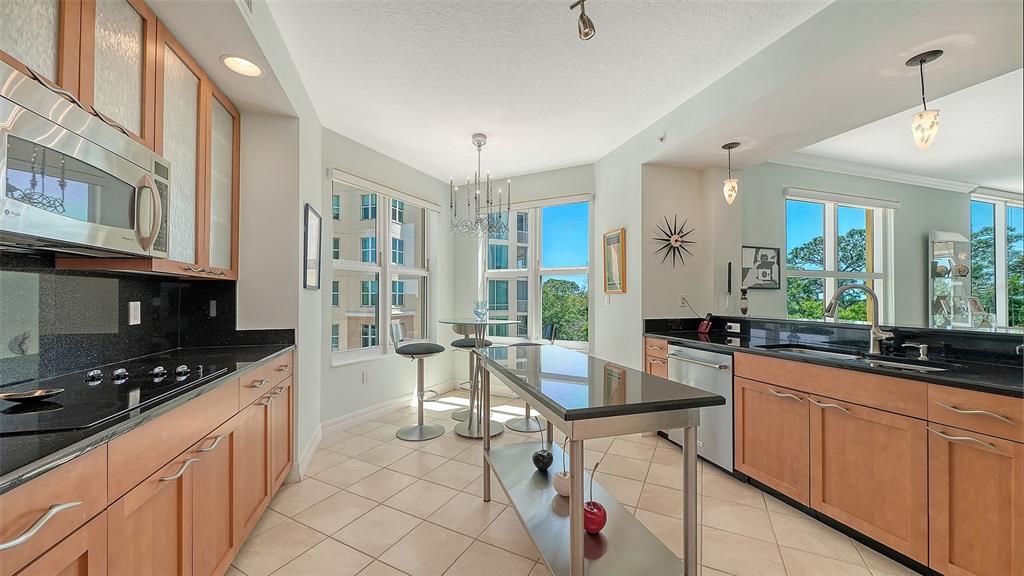 409 North Point Road, Unit 401 Osprey, FL 34229 - Photo 21 of 90