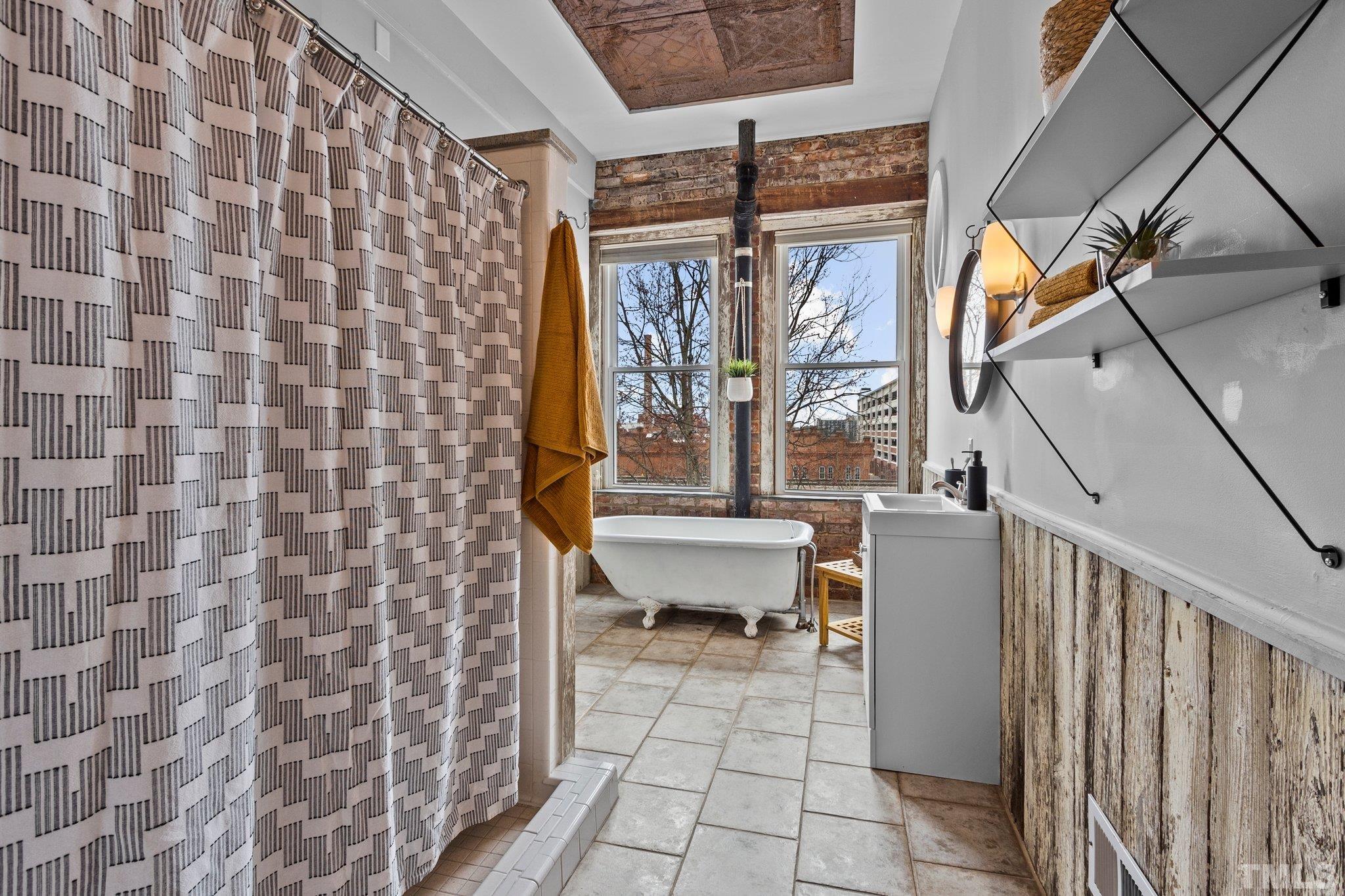 323 West Main Street, Unit J Durham, NC 27701 - Photo 16 of 36