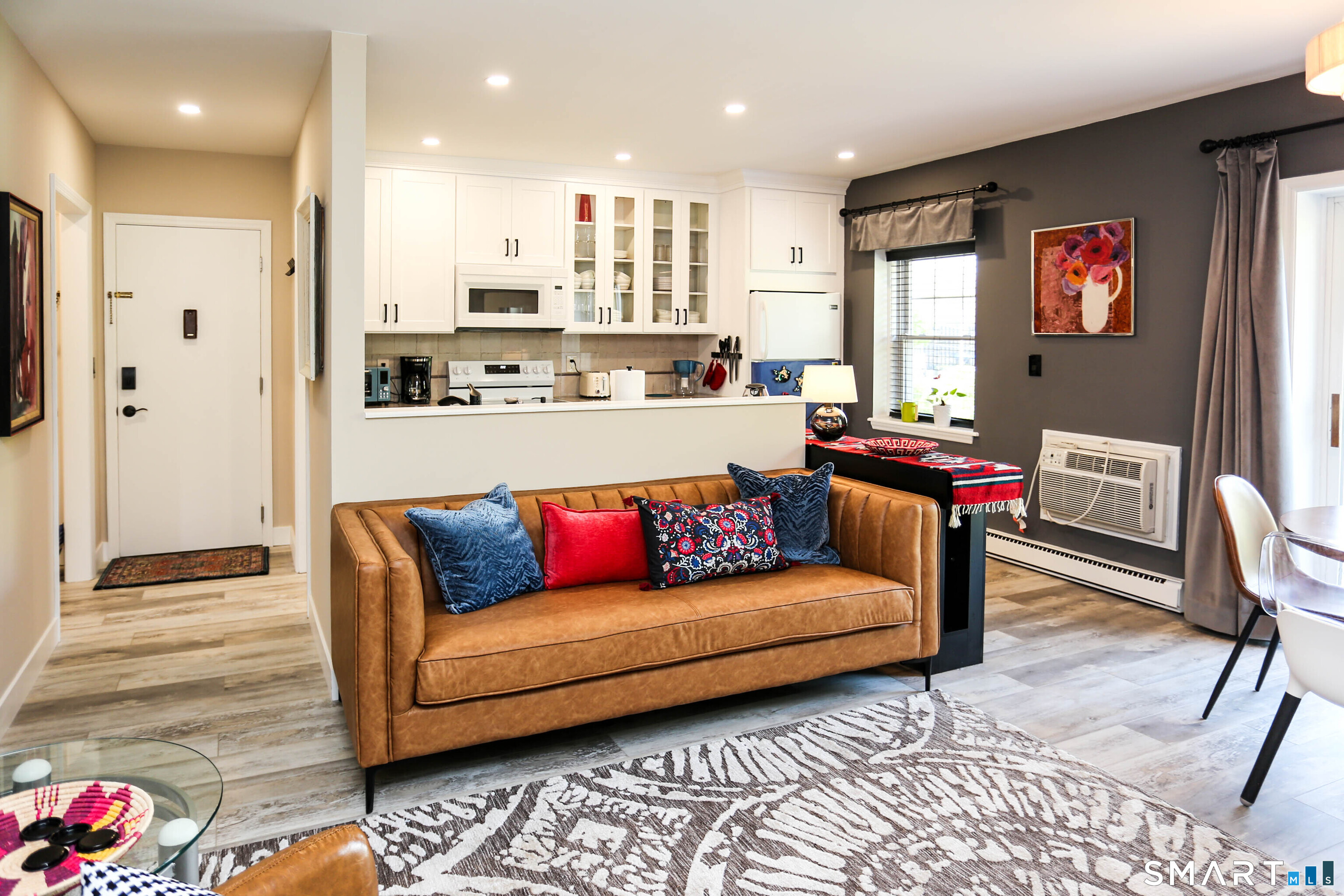 36 Turn Of River Road, Unit B3 Stamford, CT 06905 - Photo 7 of 30