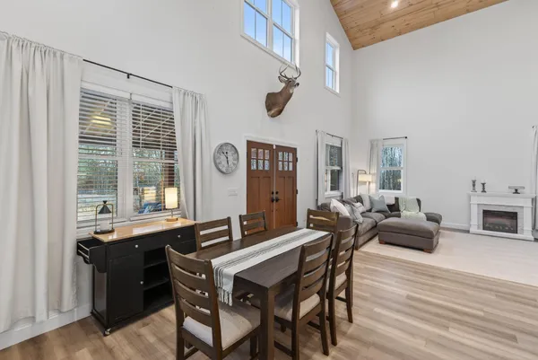 $889,000 | 544 Whitefield Road, Pittston, ME 04345