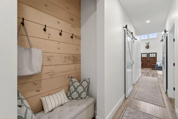 $889,000 | 544 Whitefield Road, Pittston, ME 04345