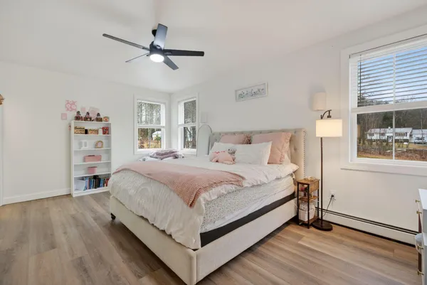 $889,000 | 544 Whitefield Road, Pittston, ME 04345