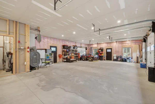 $889,000 | 544 Whitefield Road, Pittston, ME 04345