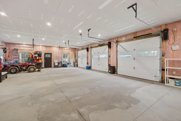 $889,000 | 544 Whitefield Road, Pittston, ME 04345