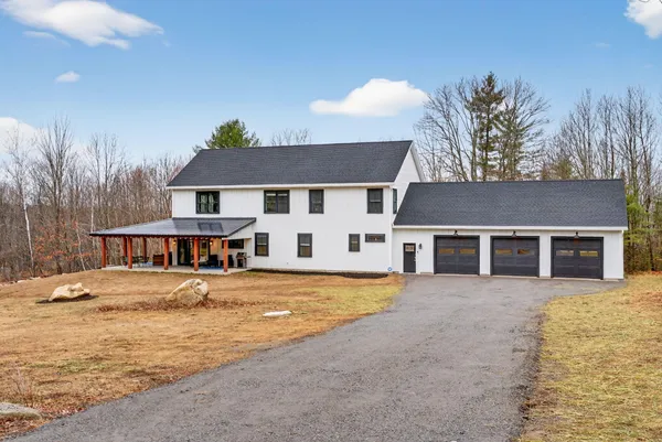 $889,000 | 544 Whitefield Road, Pittston, ME 04345