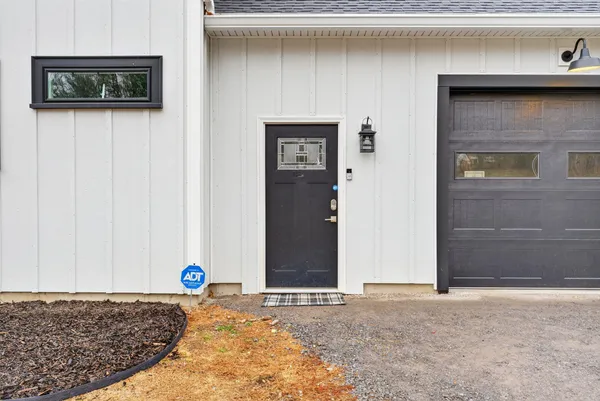 $889,000 | 544 Whitefield Road, Pittston, ME 04345