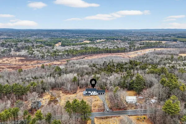 $889,000 | 544 Whitefield Road, Pittston, ME 04345