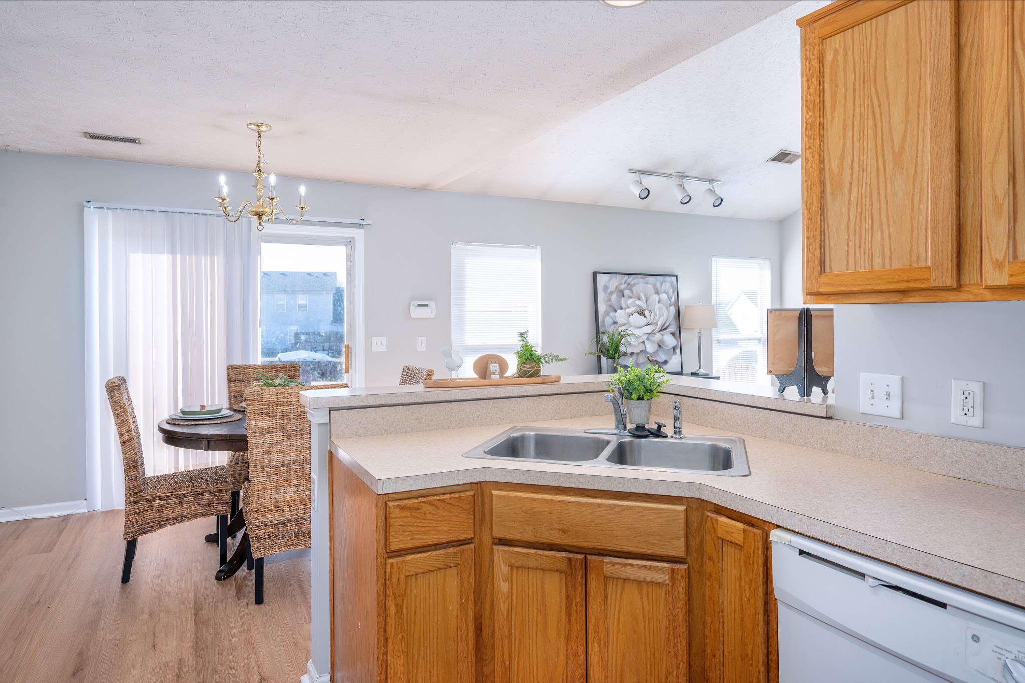 1012 Pawnee Trail Madison, TN 37115 - Photo 8 of 29