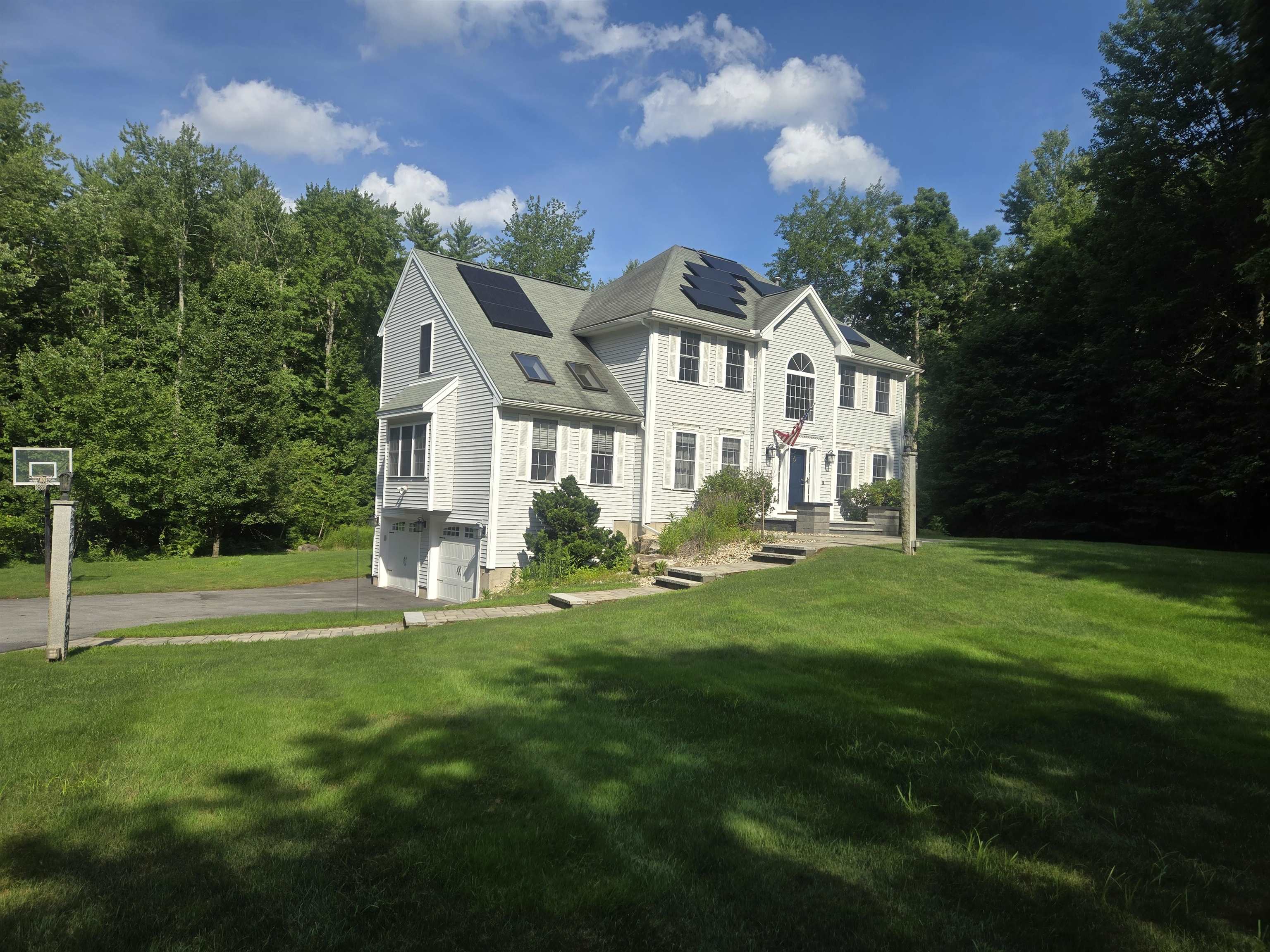 32 Stowell Road Bedford, NH 03110 - Photo 1 of 25