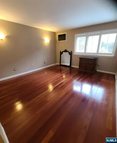 $2,100 | 464 Liberty Street, Unit 110, Little Ferry, NJ 07643