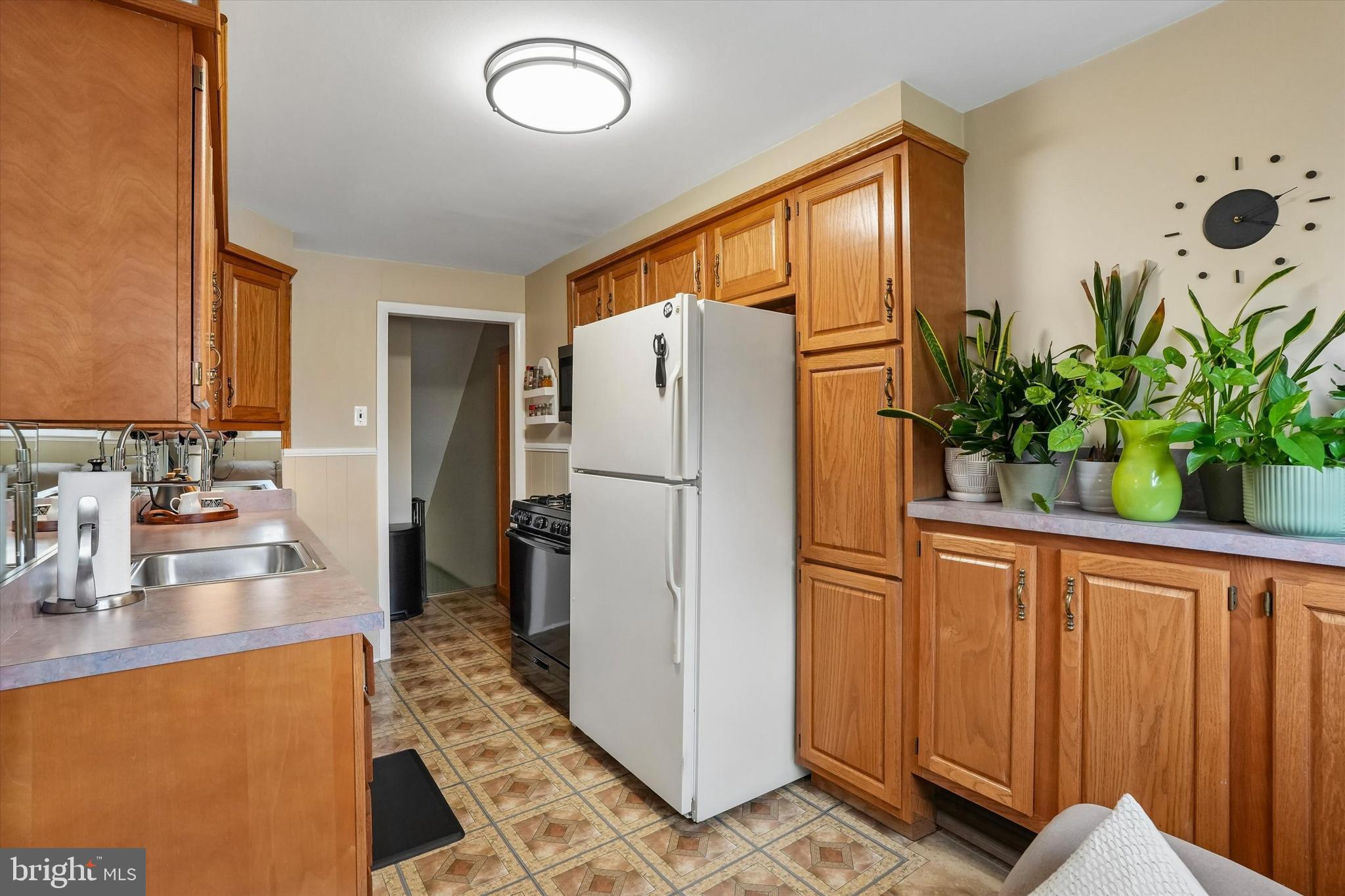 3447 Aubrey Avenue Philadelphia, PA 19114 - Photo 10 of 25