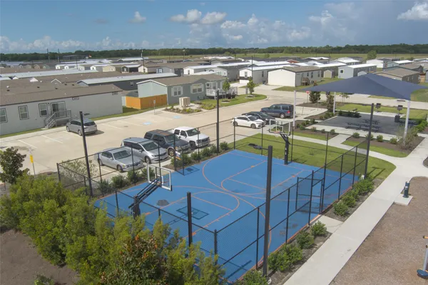 $1,800 | 119 Mooney Road, Pearland, TX 77581